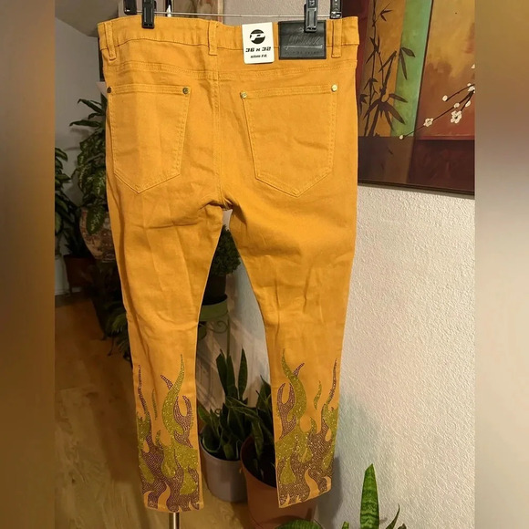 Politics rhinestone khaki/green distressed jeans men’s size 36/32 - Picture 3 of 13